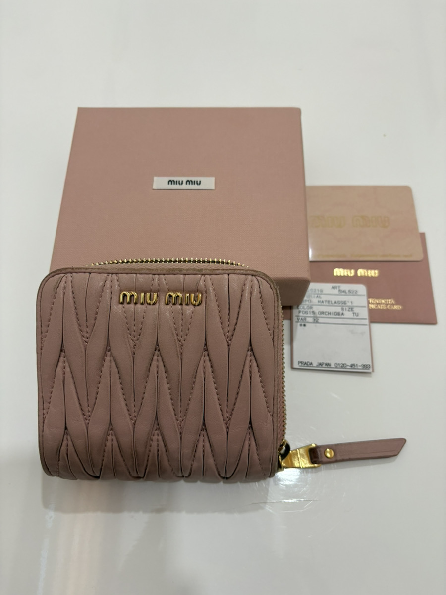 ミュウミュウ コンパクトウォレット 5ML522 ピンク